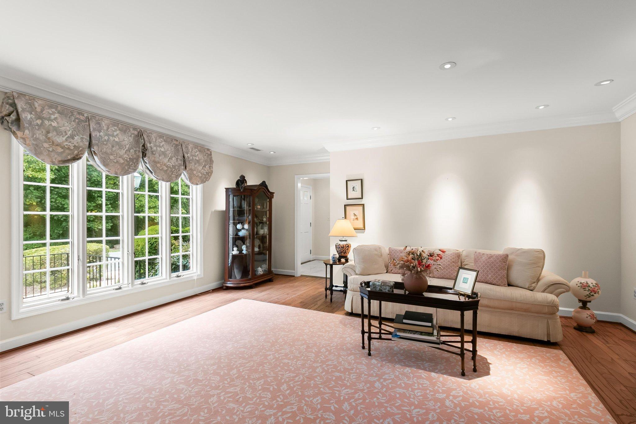 6300 Town Point Road Tracys Landing, MD 20779 - Photo 10 of 148 Living Room