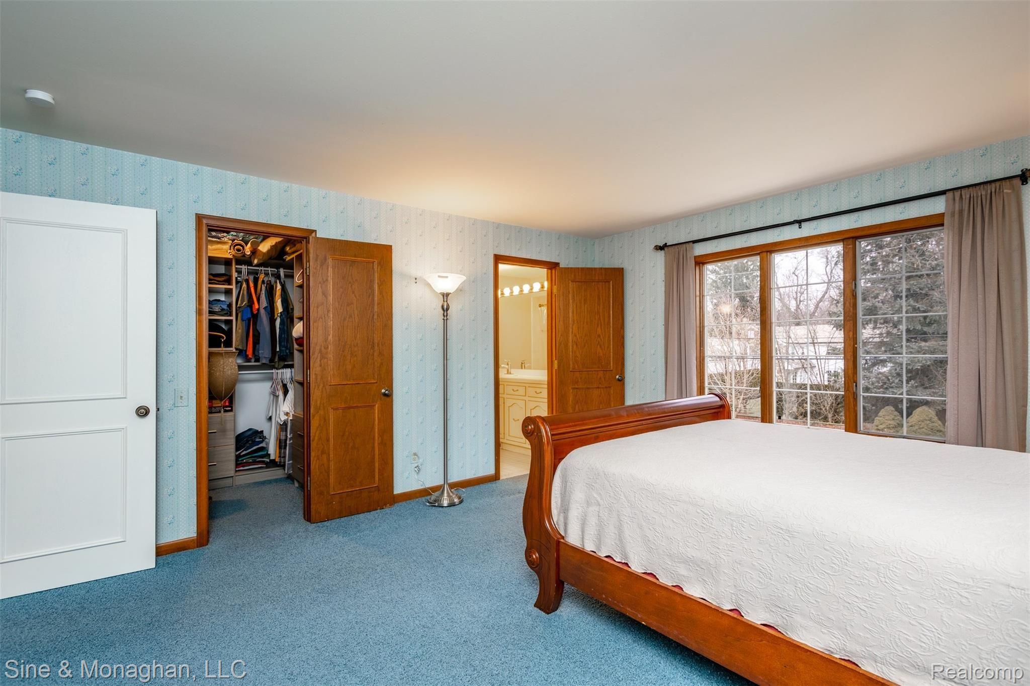 96 Lewiston Road Grosse Pointe, MI 48236 - Photo 42 of 76 96 Lewiston Int S037.jpg