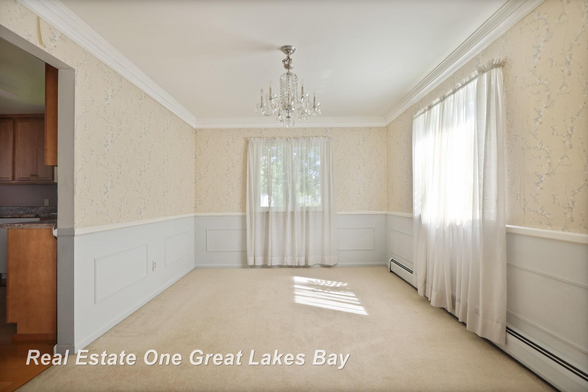 8036 Ohern Road Saginaw, MI 48609 - Photo 16 of 48 50151571-c959ab24-2983-4503-a535-bf64fc63e282.JPG
