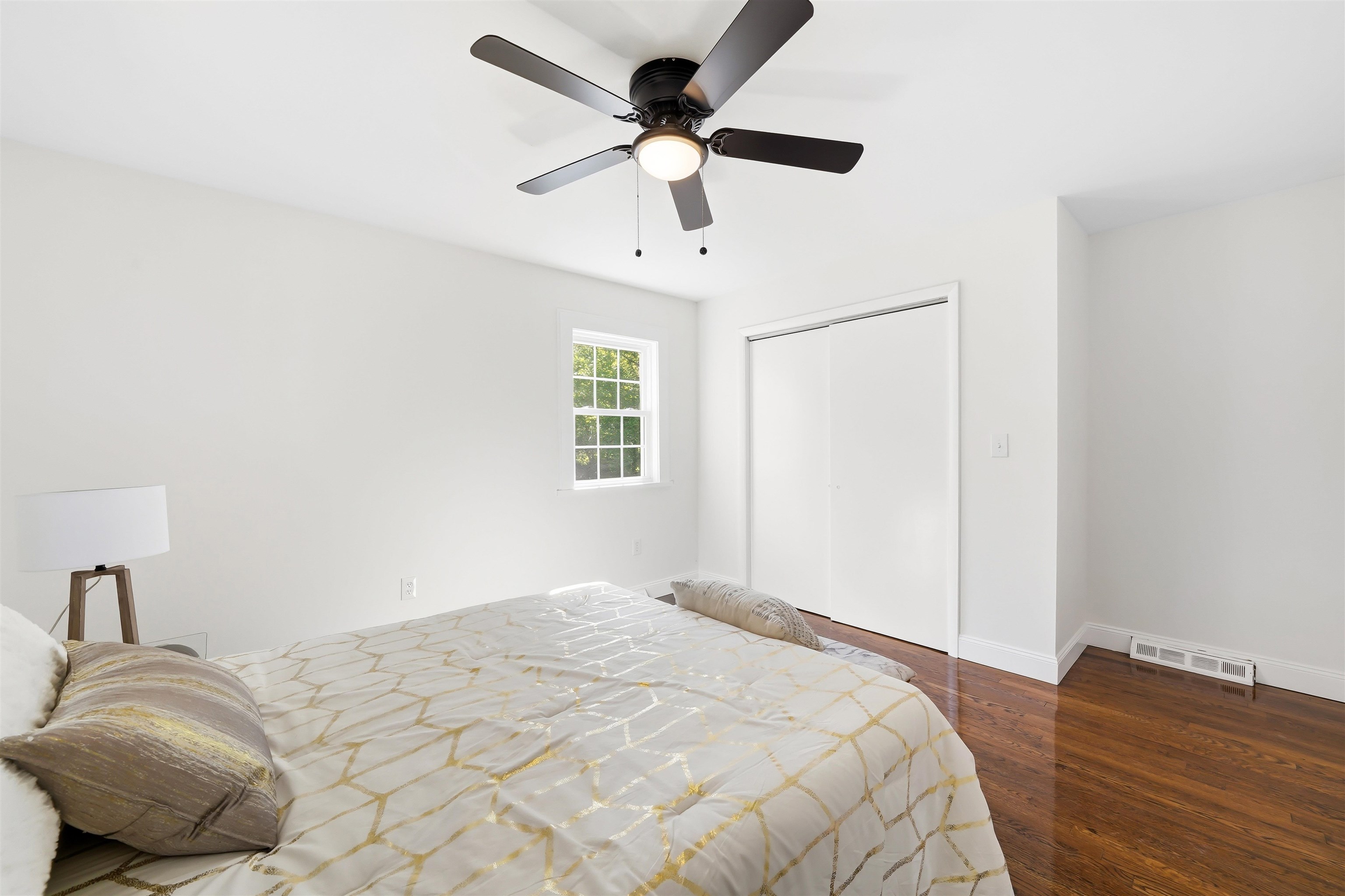 99 Pond Street Salem, NH 03079 - Photo 21 of 31