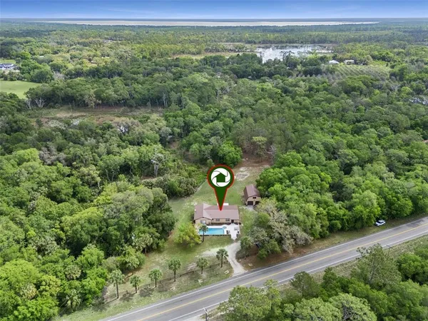 $690,000 | 150 East State Road 46, Geneva, FL 32732