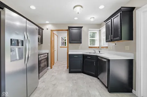 $390,000 | 1161 West Willow Run Court, Mooresville, IN 46158