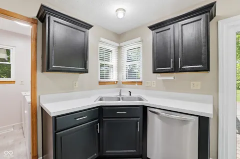 $390,000 | 1161 West Willow Run Court, Mooresville, IN 46158