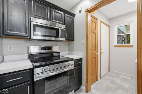 $390,000 | 1161 West Willow Run Court, Mooresville, IN 46158
