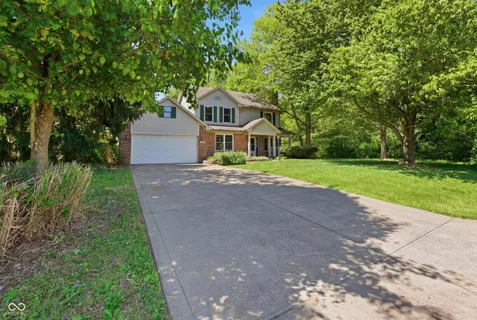 $390,000 | 1161 West Willow Run Court, Mooresville, IN 46158