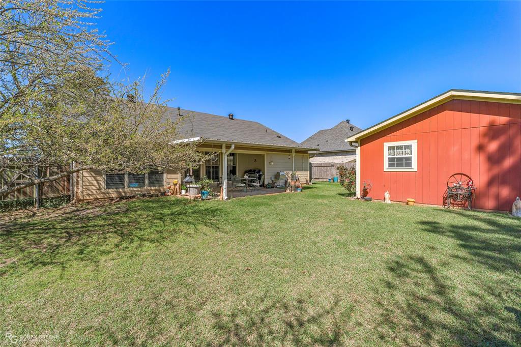 7193 Laurel Ridge Drive Greenwood, LA 71033 - Photo 10 of 40 Back of property featuring a patio area