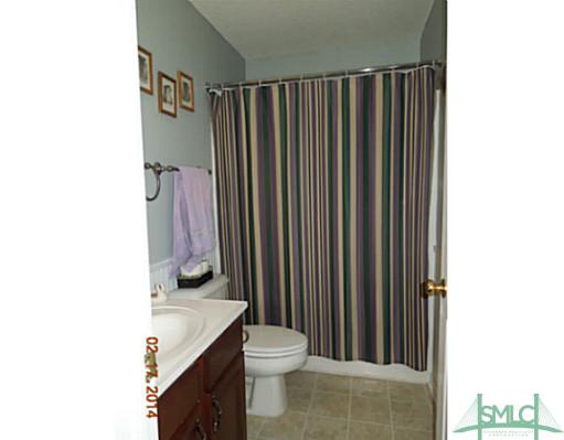 414 Shadowbrook Circle Springfield, GA 31329 - Photo 7 of 15 Master Bath/Spa.