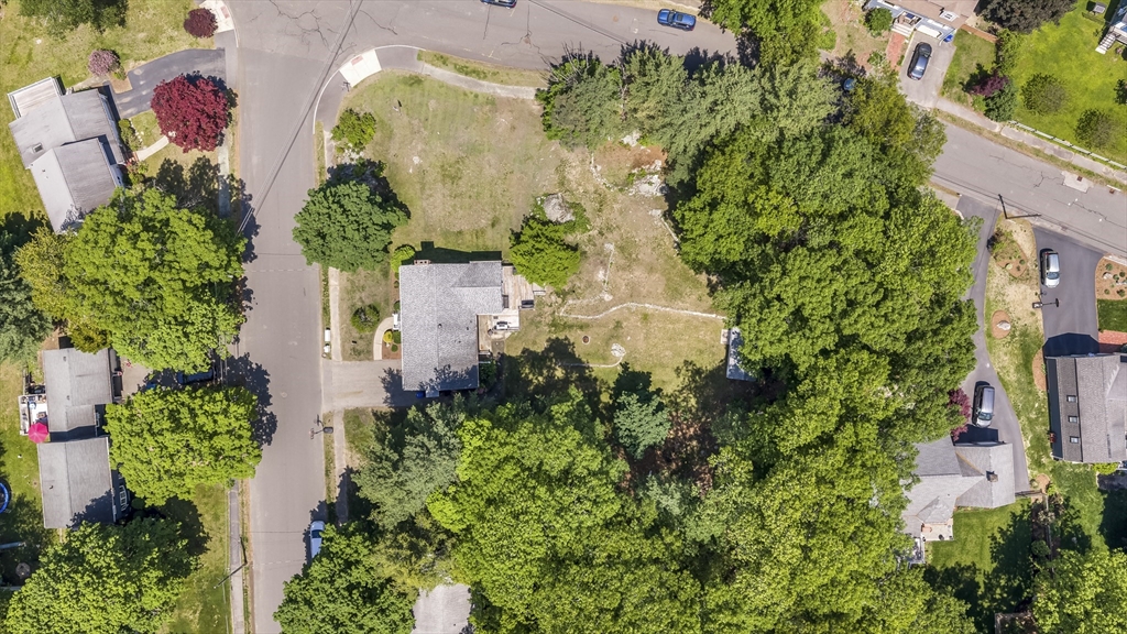 79 Martin Road Reading, MA 01867 - Photo 40 of 42