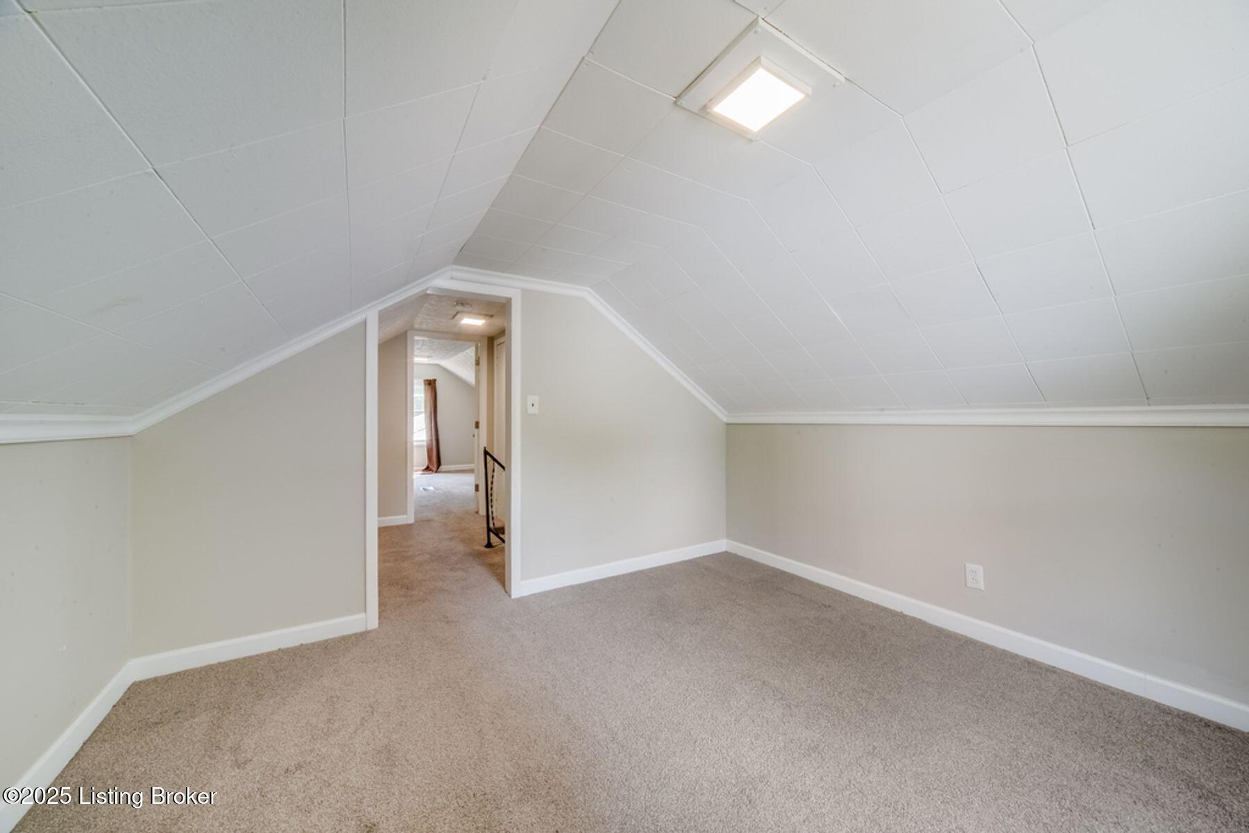8208 Kerry Road Louisville, KY 40258 - Photo 9 of 18 photo_online_012