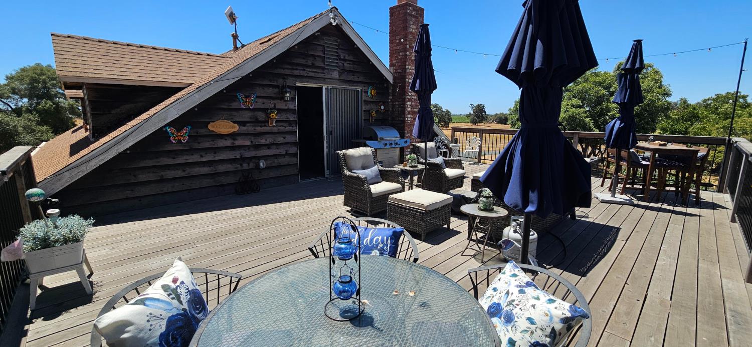 20822 Disch Road Lockeford, CA 95237 - Photo 18 of 30 a outdoor space with furniture