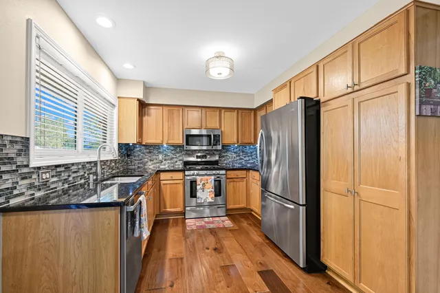 $389,900 | 14241 Waterford Square Drive, New Berlin, WI 53151