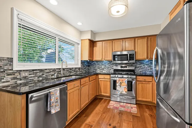 $389,900 | 14241 Waterford Square Drive, New Berlin, WI 53151