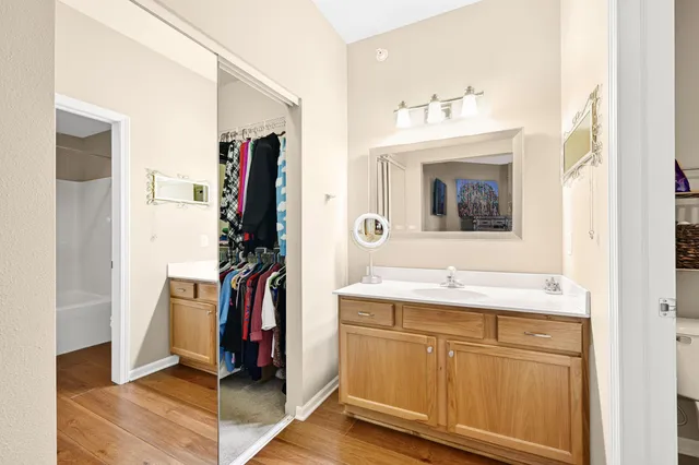 $389,900 | 14241 Waterford Square Drive, New Berlin, WI 53151