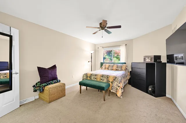 $389,900 | 14241 Waterford Square Drive, New Berlin, WI 53151