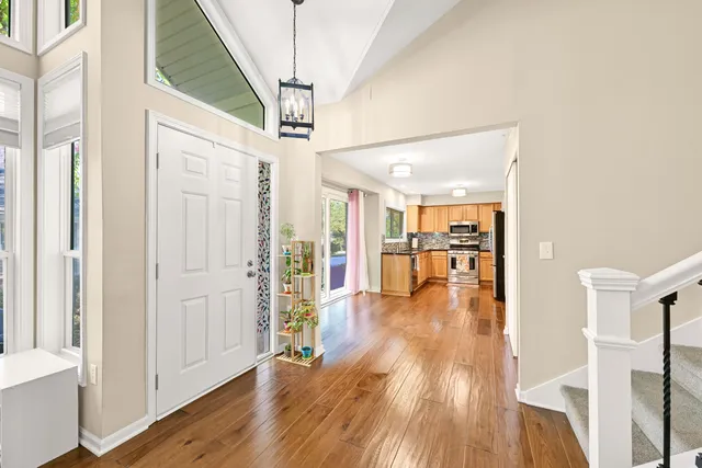 $389,900 | 14241 Waterford Square Drive, New Berlin, WI 53151