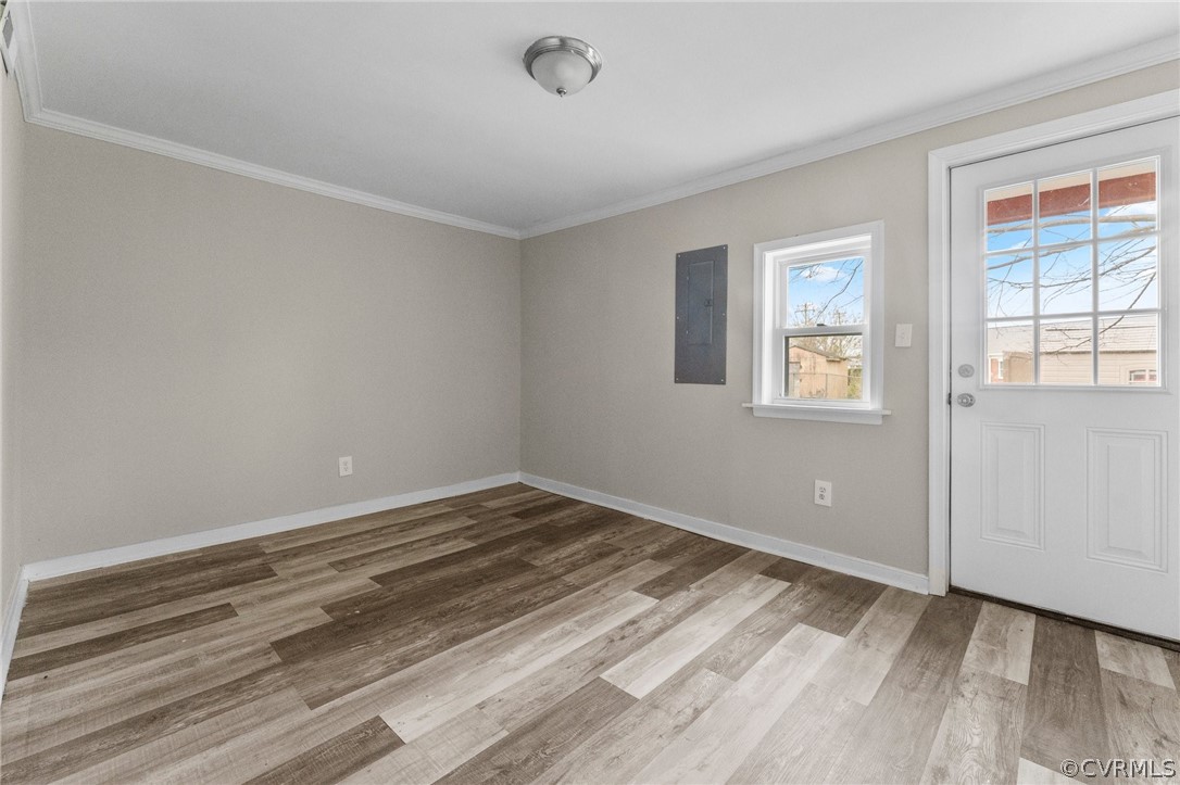 452 Harding Street Petersburg, VA 23803 - Photo 30 of 39 a view of an empty room with wooden floor and a window
