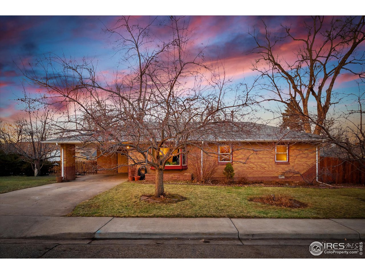 4 Sunset Circle Longmont, CO 80501 - Photo 1 of 12 Welcome home