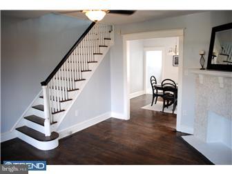 7330 Briar Road Philadelphia, PA 19138 - Photo 3 of 12 Living Room