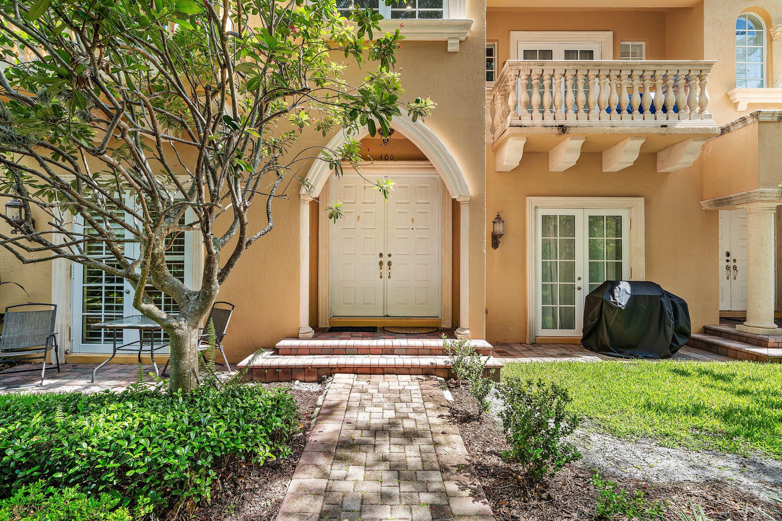400 Northeast 69th Circle Boca Raton, FL 33487 - Photo 2 of 38 006-400Northeast69thCircle-BocaRaton-FL-