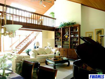 4924 West Hamilton Road South Fort Wayne, IN 46814 - Photo 4 of 20