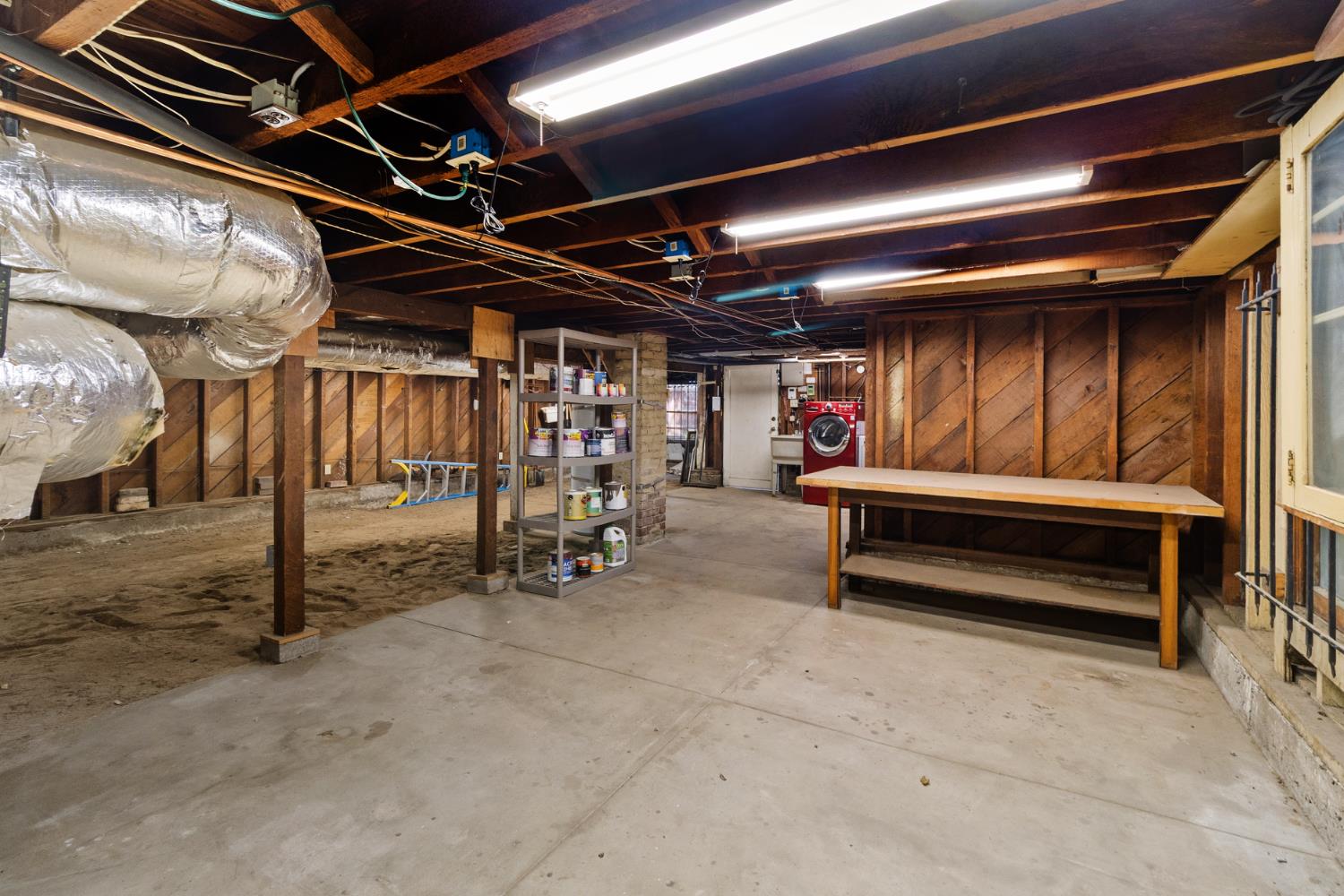 1705 H Street Sacramento, CA 95811 - Photo 39 of 50 a view of room with racks