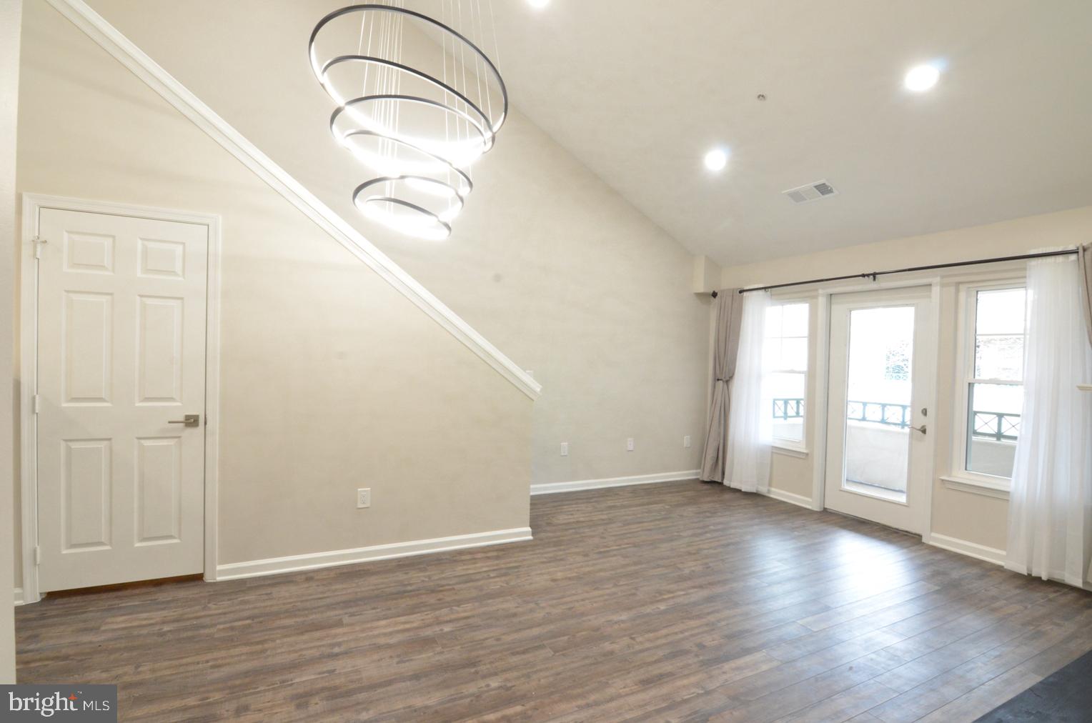 12020 Taliesin Place, Unit 34 Reston, VA 20190 - Photo 23 of 49