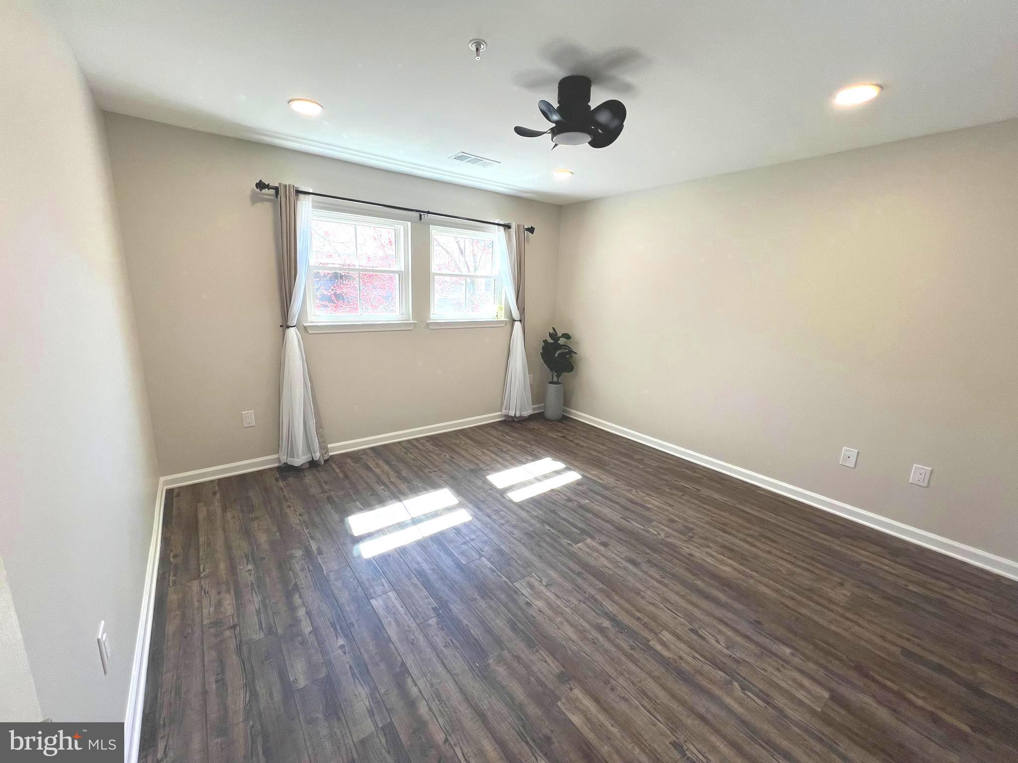 12020 Taliesin Place, Unit 34 Reston, VA 20190 - Photo 29 of 49