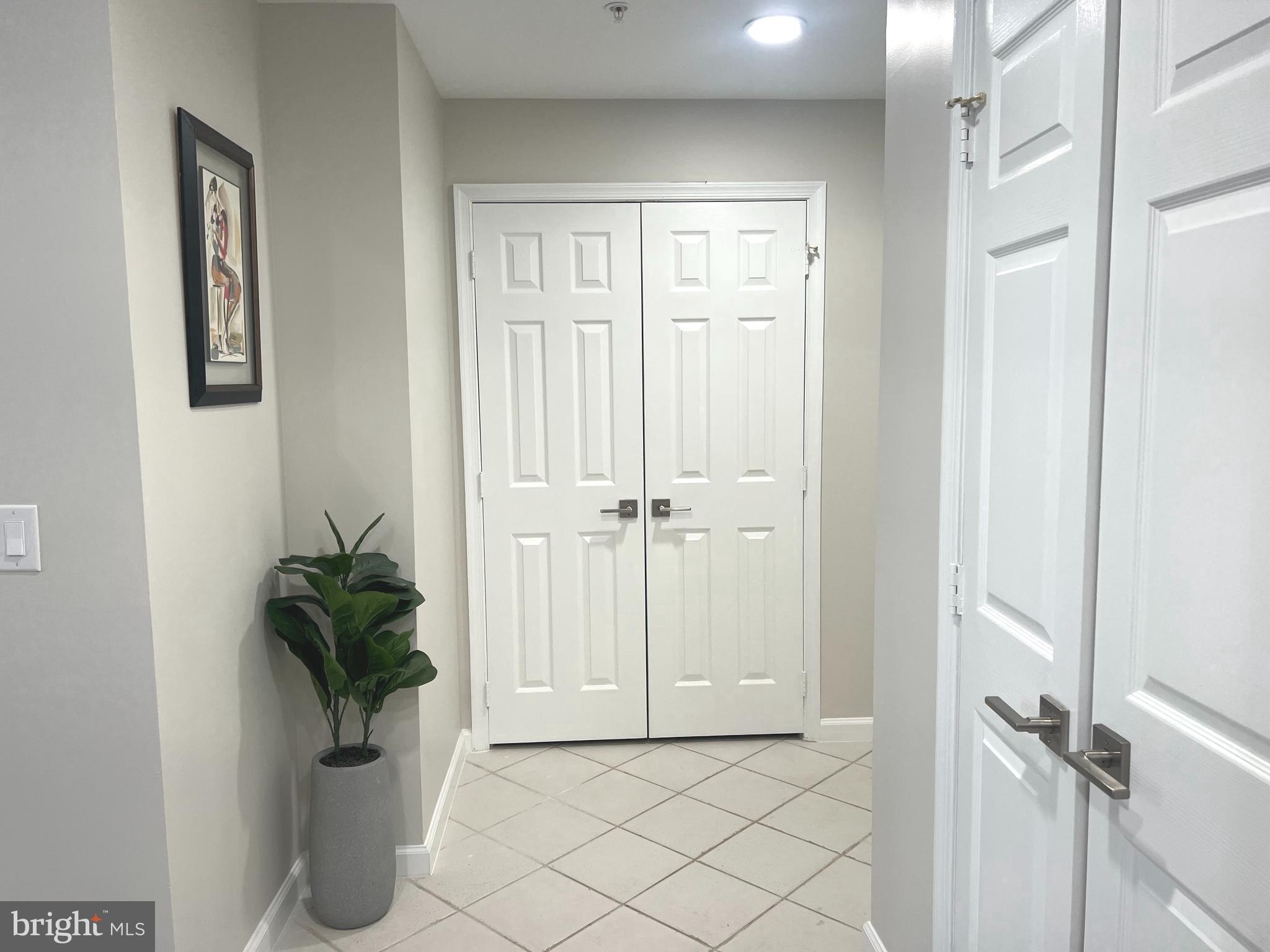 12020 Taliesin Place, Unit 34 Reston, VA 20190 - Photo 6 of 49