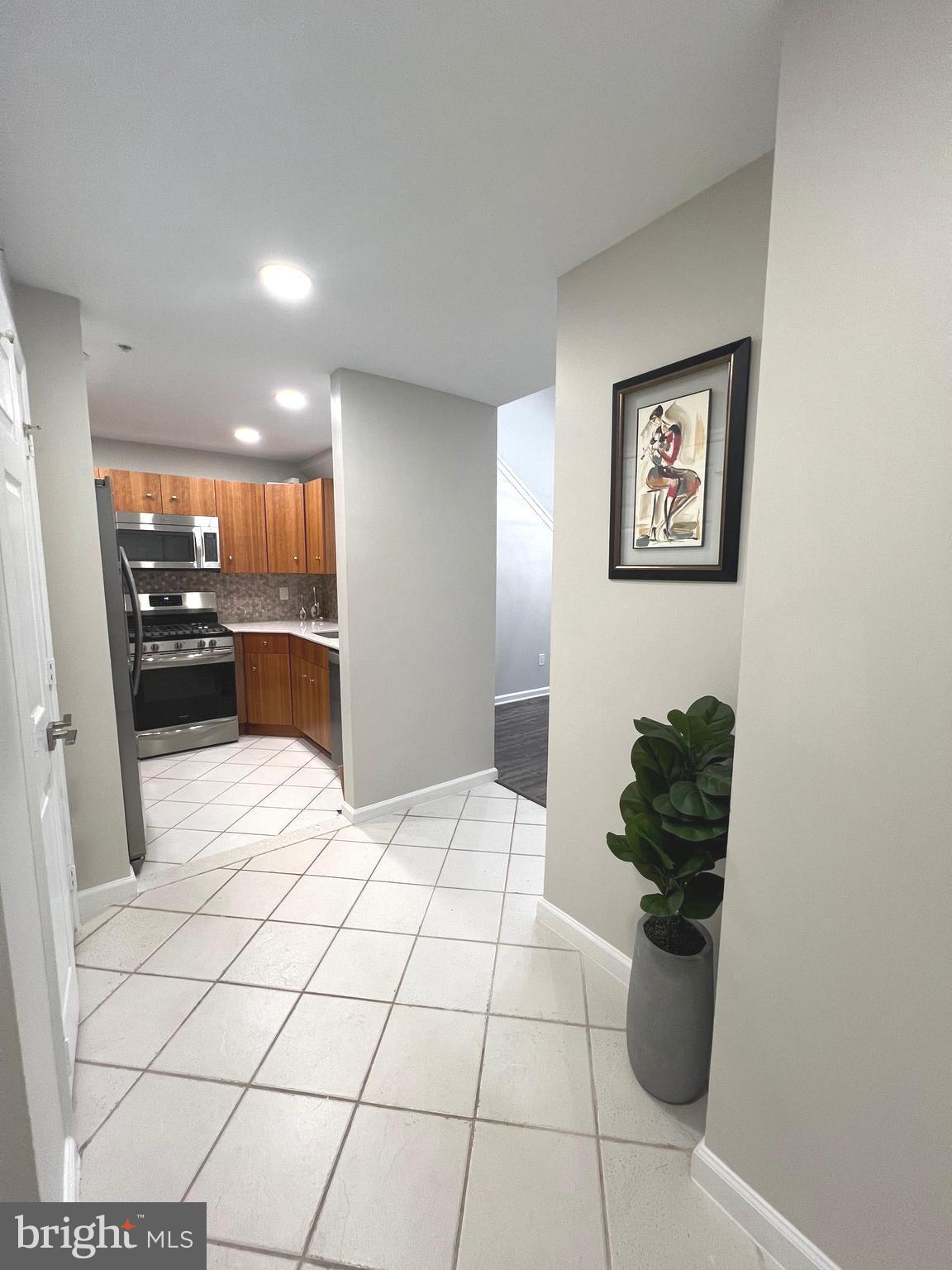 12020 Taliesin Place, Unit 34 Reston, VA 20190 - Photo 7 of 49