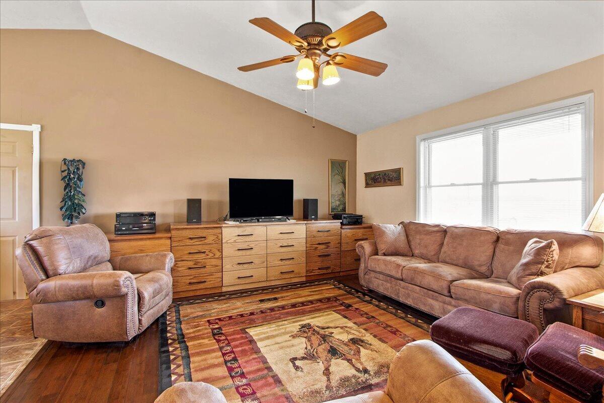 20055 Maplewood Road Maplewood, OH 45340 - Photo 12 of 51 Gallery Image 12