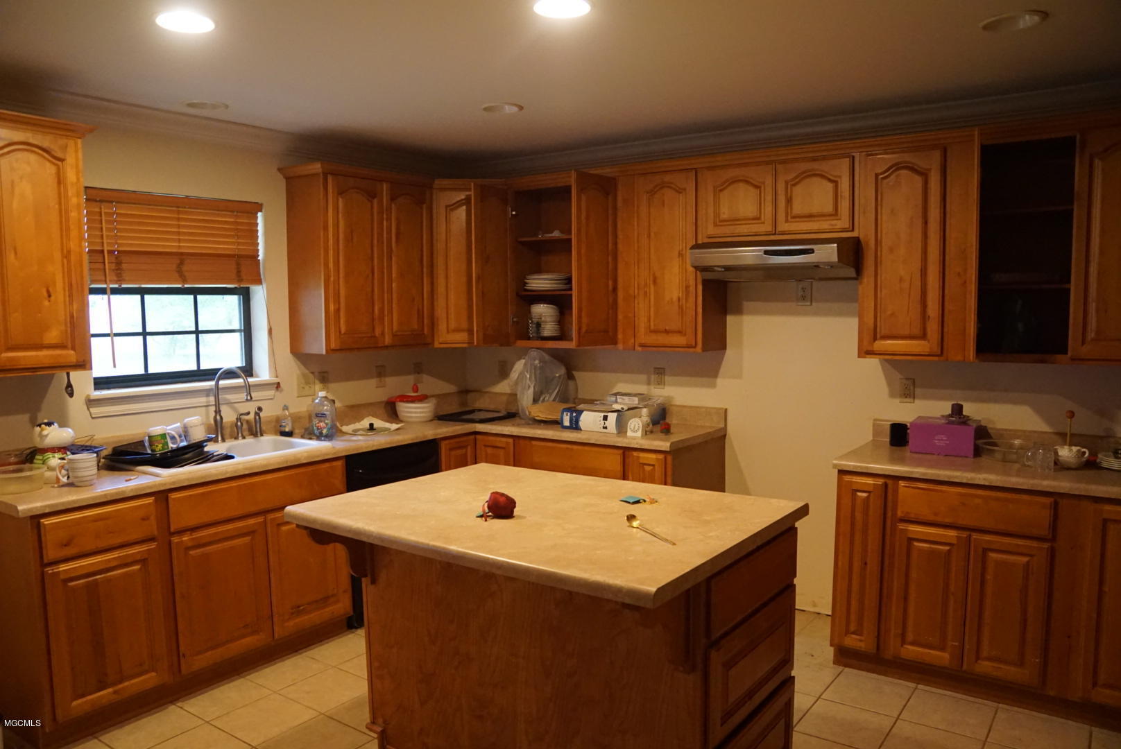 5465 Anna Road Saucier, MS 39574 - Photo 10 of 12 LRG_DSC05431