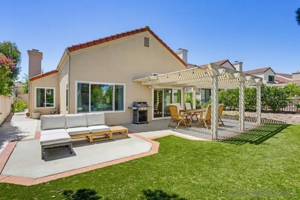 $1,275,000 | 15264 Avenida Rorras, San Diego, CA 92128