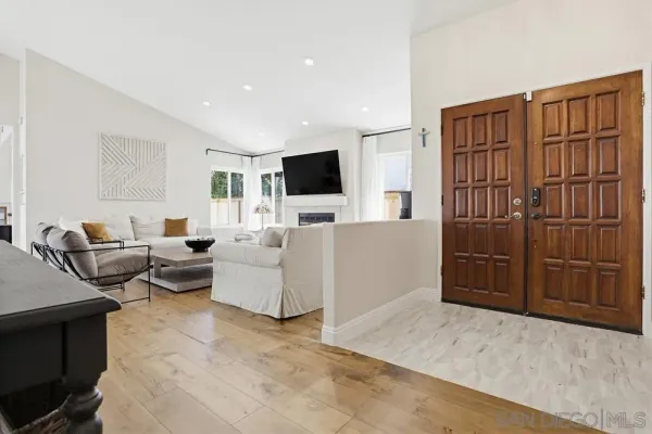 $1,275,000 | 15264 Avenida Rorras, San Diego, CA 92128