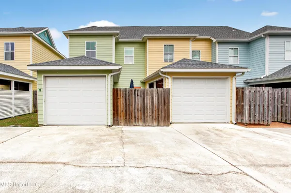 $360,000 | 216 Carre Court, Unit 3, Bay St. Louis, MS 39520