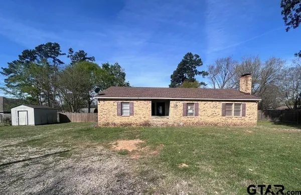 $204,000 | 407 South Baker Street, Lindale, TX 75771