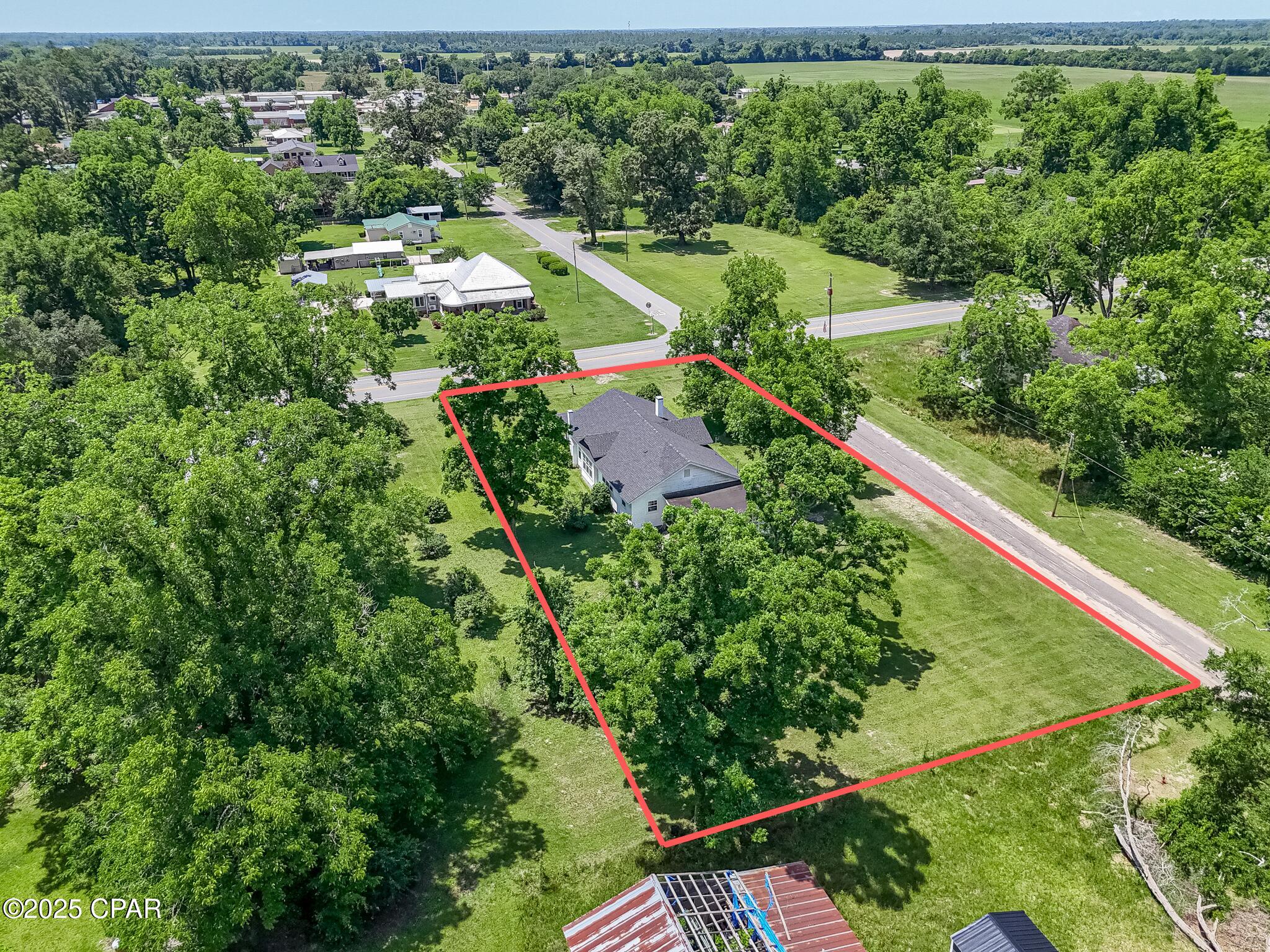 5138 8th Avenue Malone, FL 32445 - Photo 2 of 35