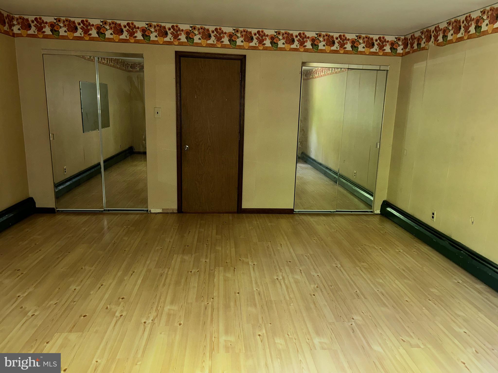 1535 Fieldwood Road Southampton, PA 18966 - Photo 19 of 33 a view of a room with wooden floor