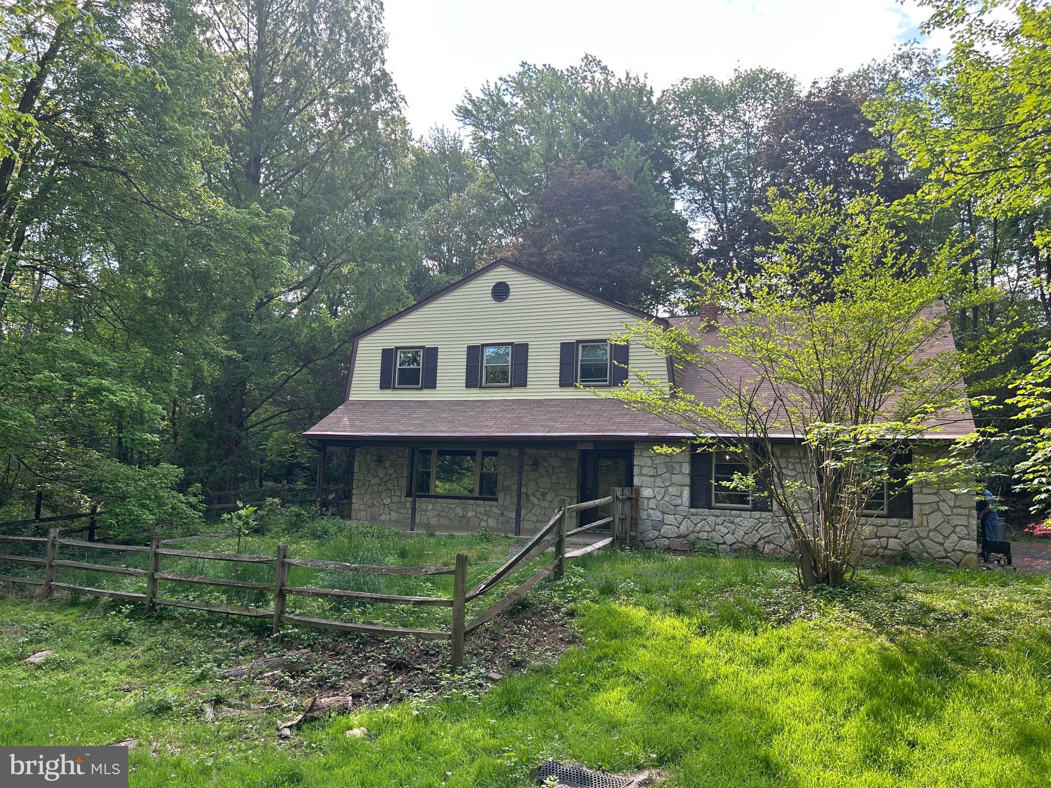1535 Fieldwood Road Southampton, PA 18966 - Photo 2 of 33 a front view of a house with a yard