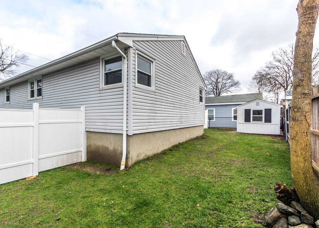 32 Plant Road Waltham, MA 02451 - Photo 25 of 26