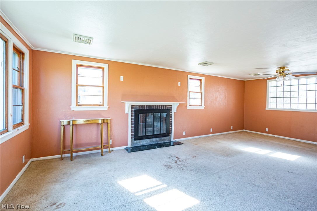 Large Bright Living Room