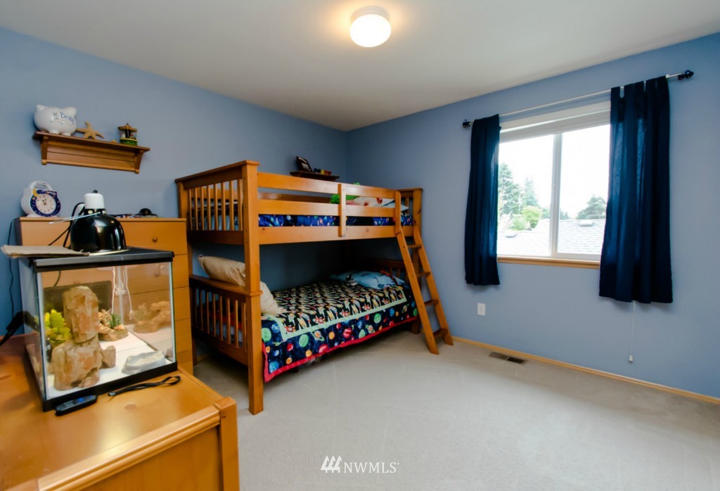 2304 Monterey Avenue Northeast Renton, WA 98056 - Photo 16 of 24 Gallery Image 16