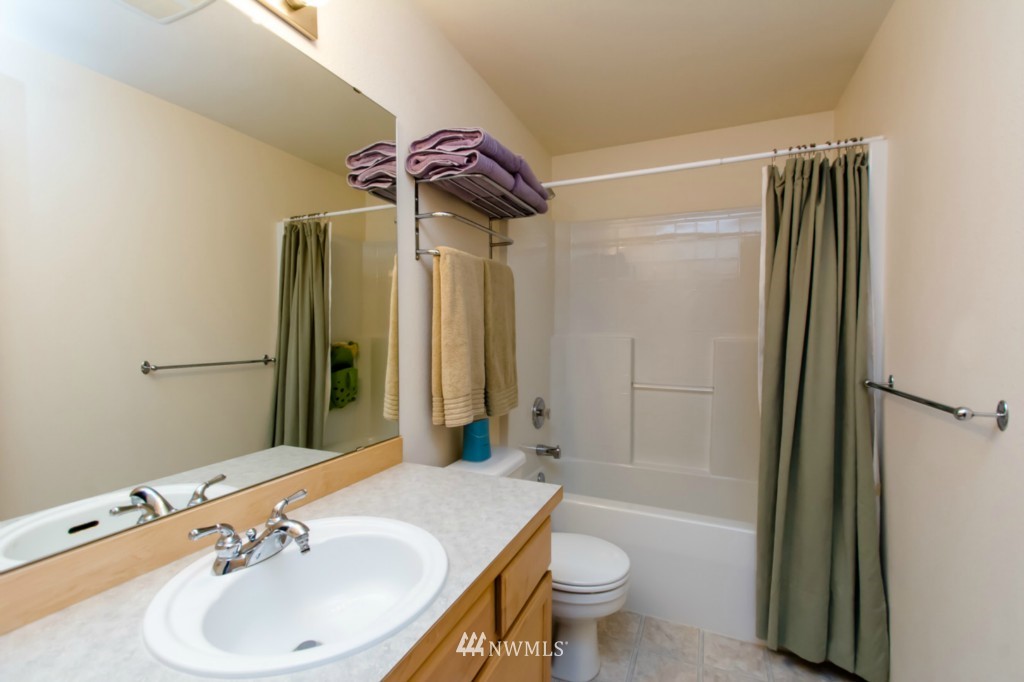 2304 Monterey Avenue Northeast Renton, WA 98056 - Photo 20 of 24 Gallery Image 20