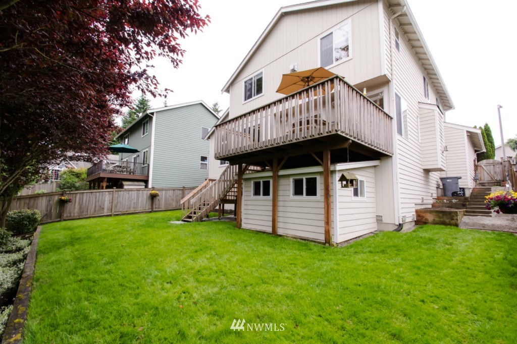 2304 Monterey Avenue Northeast Renton, WA 98056 - Photo 22 of 24 Gallery Image 22