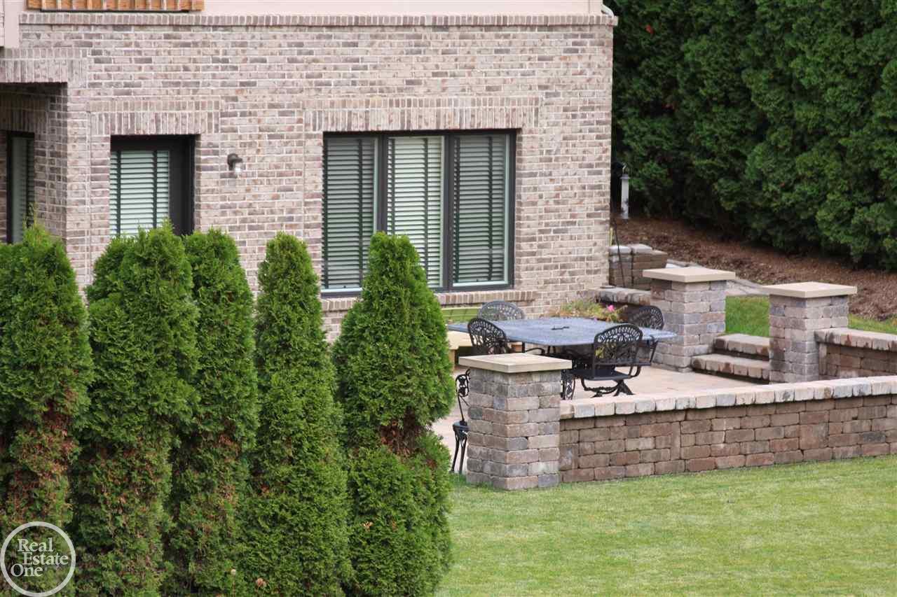 821 Cumberland Ridge Court Rochester, MI 48307 - Photo 46 of 48