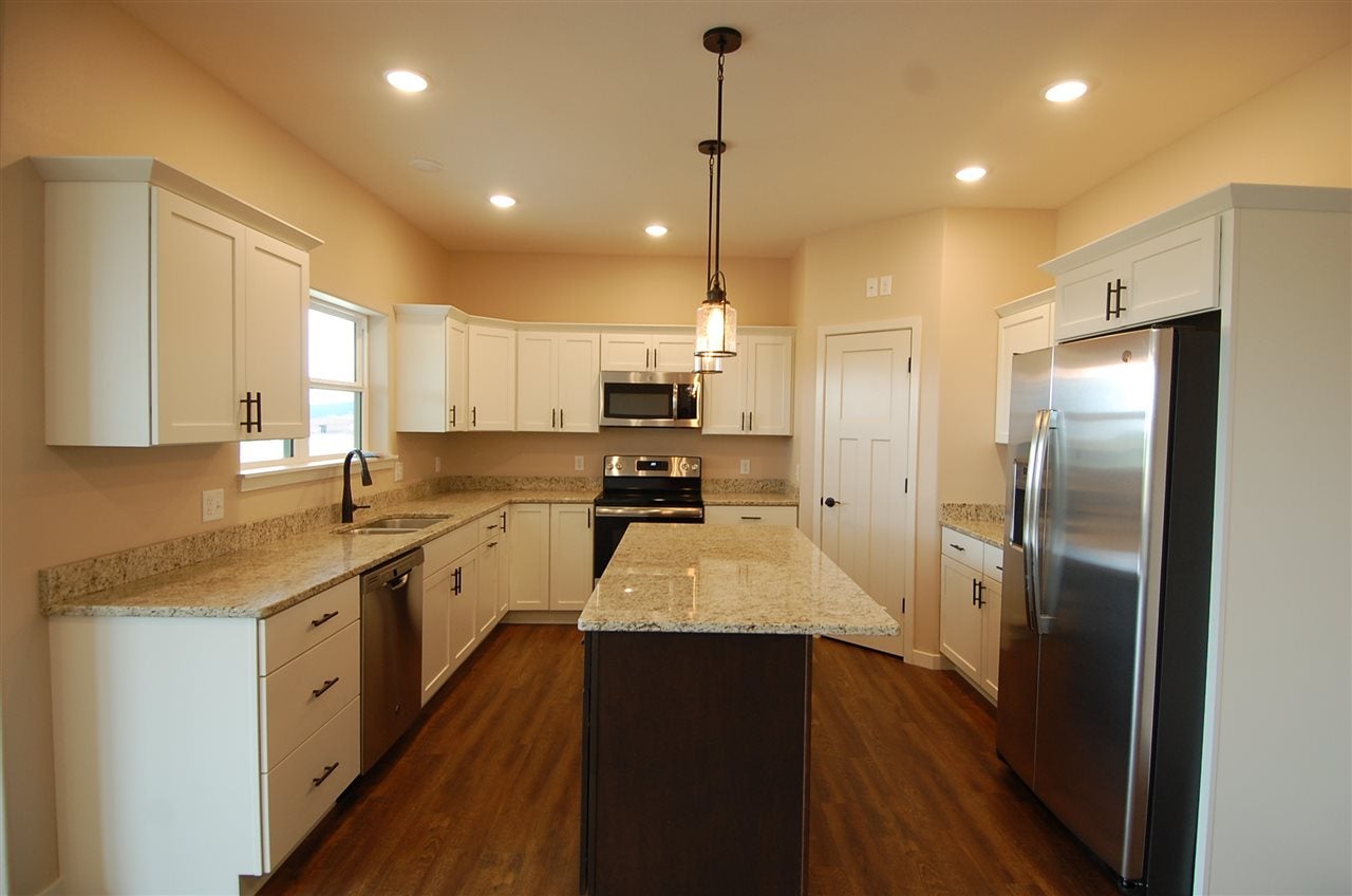 107 Cherry Lane Riverside, IA 52327 - Photo 6 of 26 Gallery Image 6