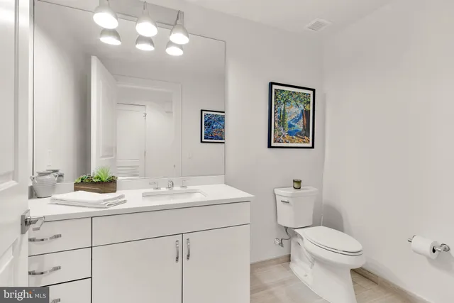 $879,999 | 2122 N Street Northwest, Unit 1, Washington, DC 20037