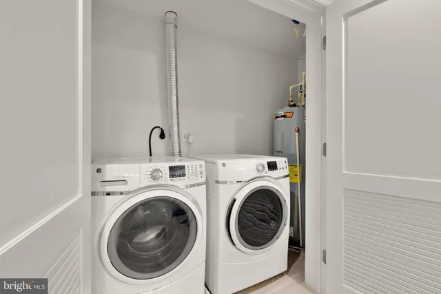 $879,999 | 2122 N Street Northwest, Unit 1, Washington, DC 20037