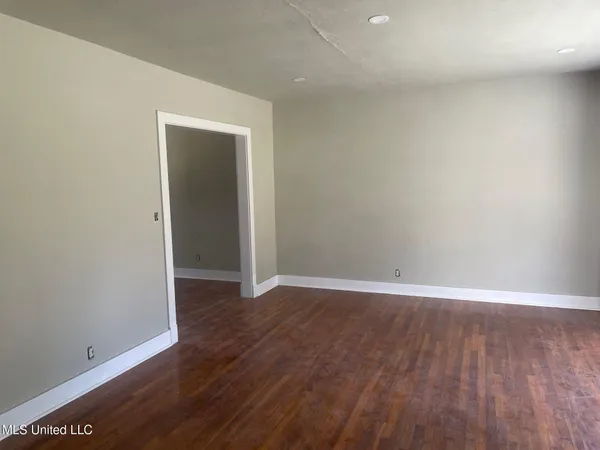 $184,900 | 2300 23rd Avenue, Meridian, MS 39301