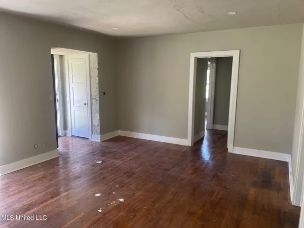 $184,900 | 2300 23rd Avenue, Meridian, MS 39301
