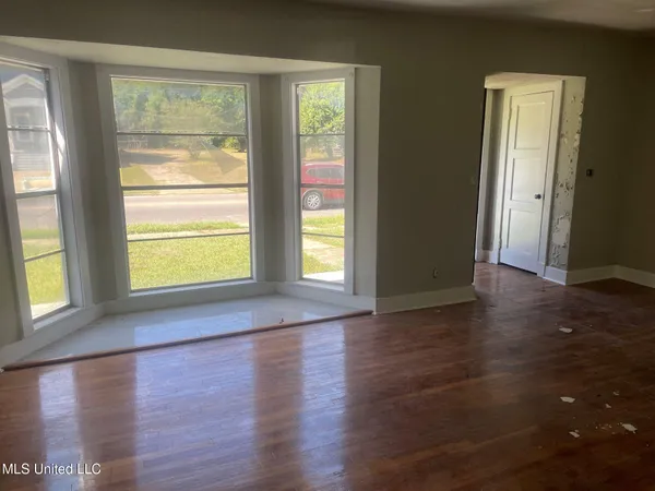 $184,900 | 2300 23rd Avenue, Meridian, MS 39301